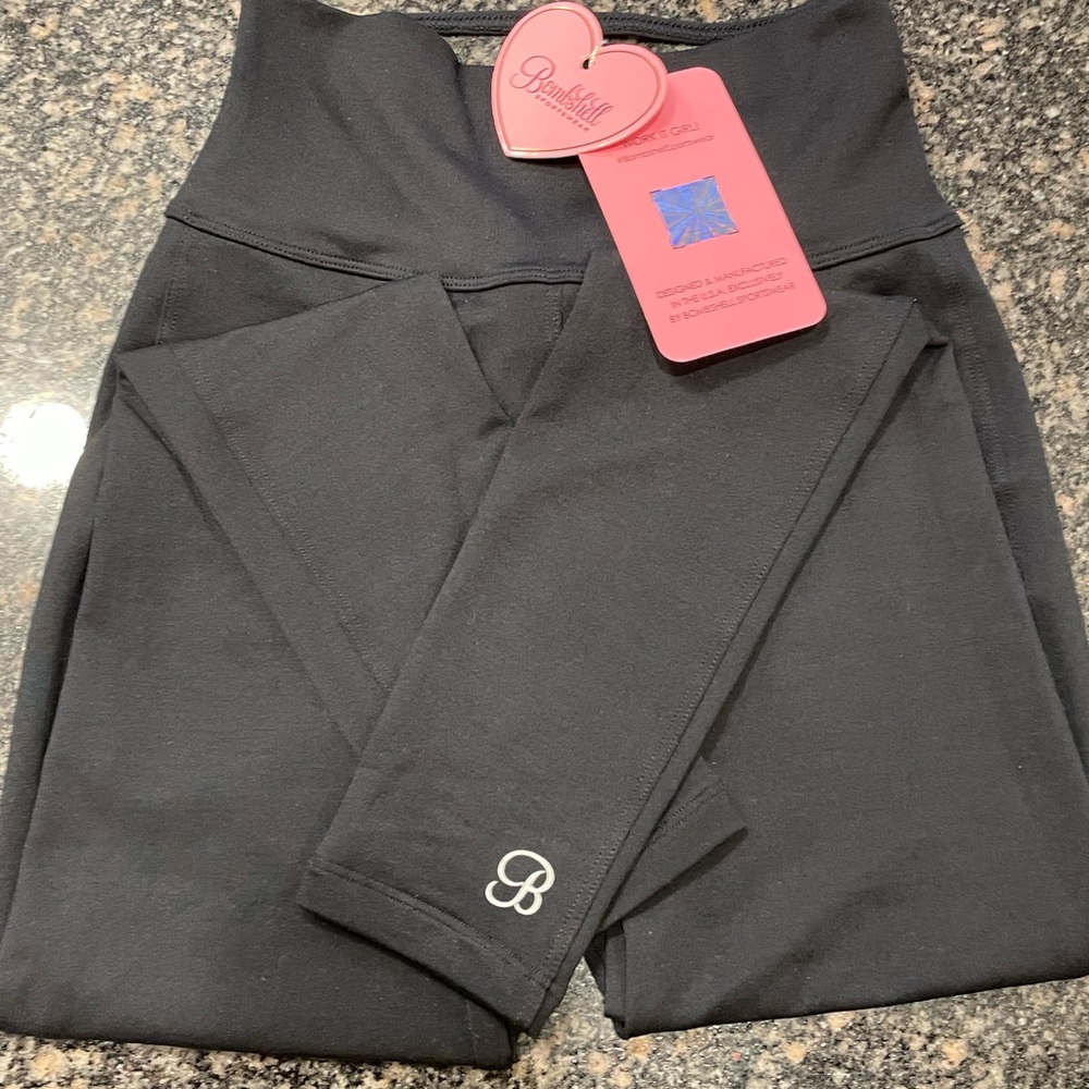 Bombshell sexy back leggings NWT
